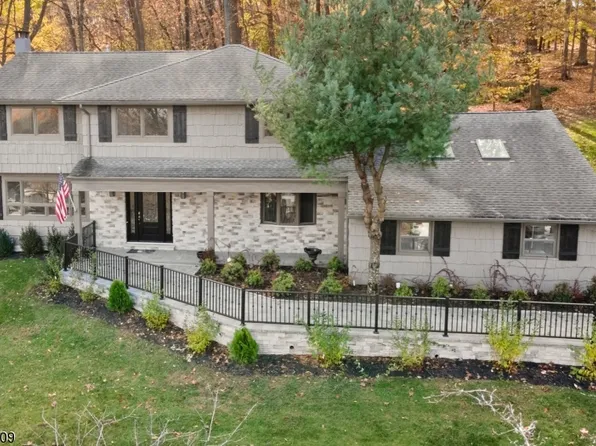 37 Tara Ln, Montville Twp., NJ 07045