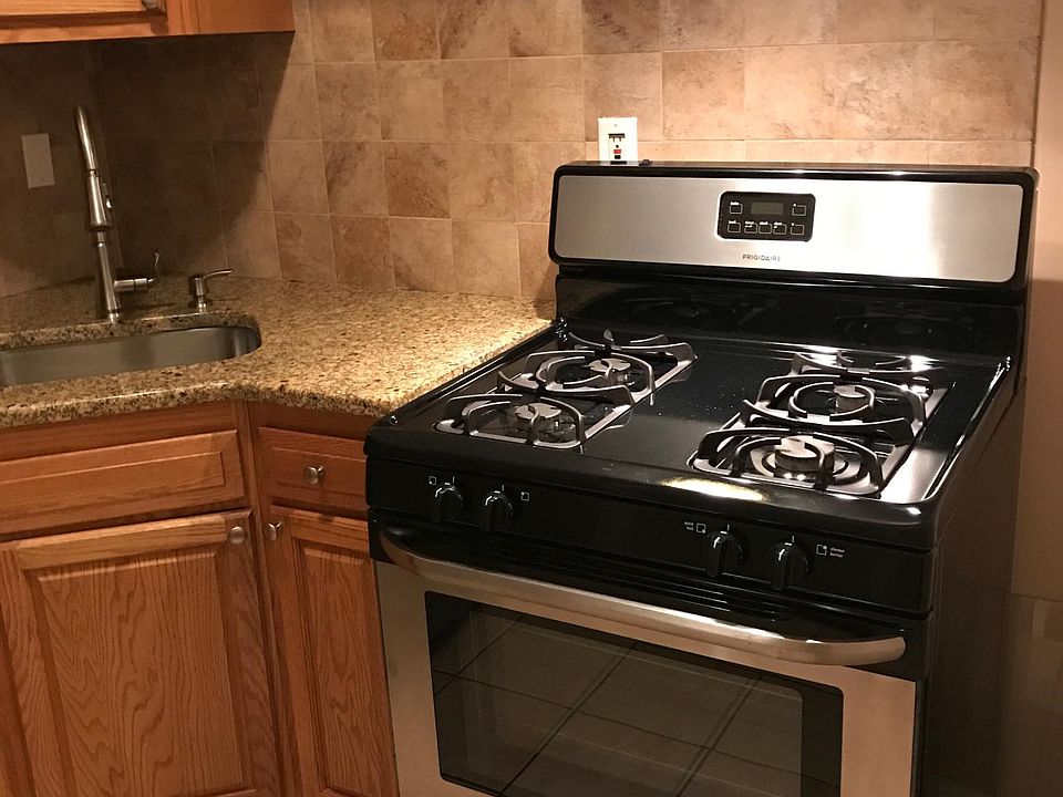 1st image of 2324 Christian St #1