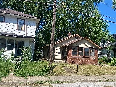 2nd image of 2252 N Harding St