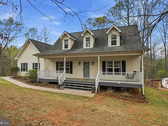 2nd image of 17 Riding Trail Ln