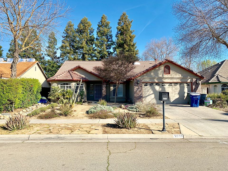 1st image of 3558 W Escalon Ave