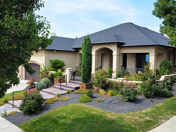 2nd image of 3861 Calle Vista Dr