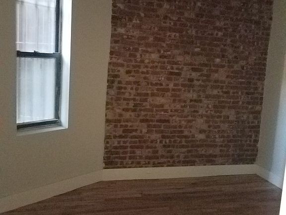 4th image of 376 Lewis Ave APT 1