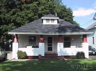 14 Oakwood Blvd, Poughkeepsie, NY 12603