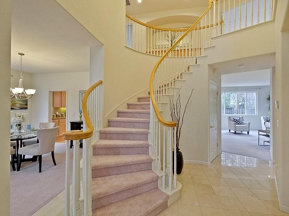3rd image of 18630 Starrett Ct