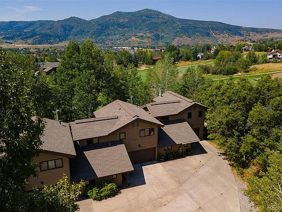 2nd image of 1737 Highland Way