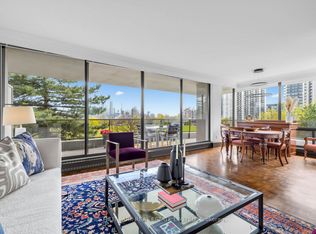 10 Avoca Ave #506, Toronto, ON M4T2B7