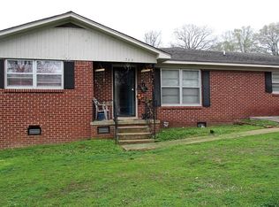 713 Green Ave NW, Russellville, AL 35653