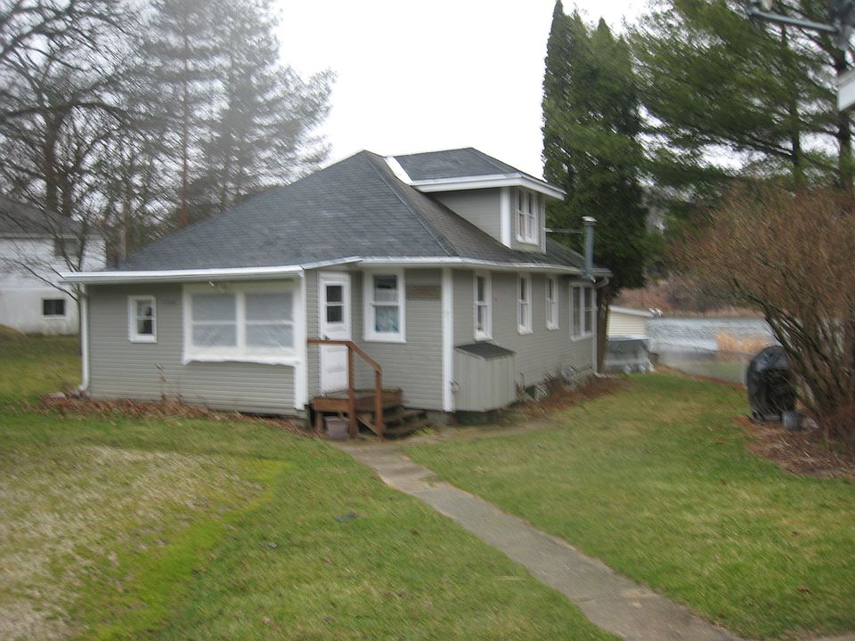 1st image of W5804 North Dr
