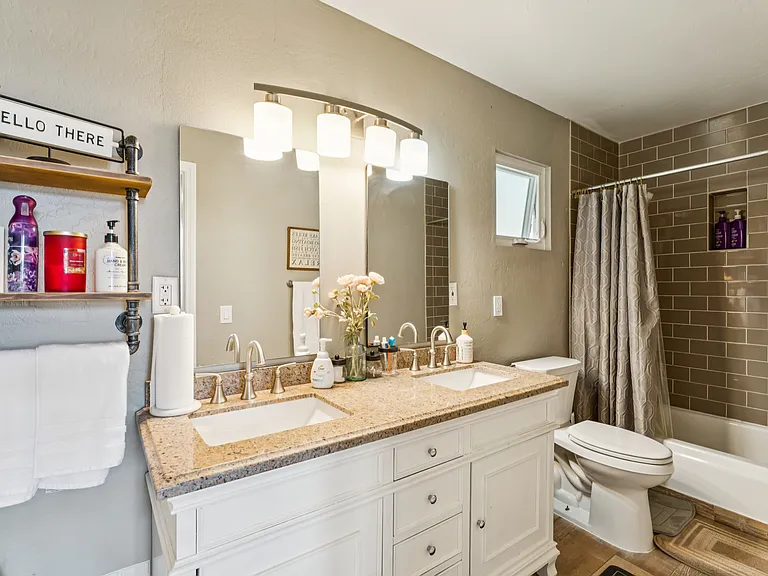 27528 Matterhorn Dr — Photo 13