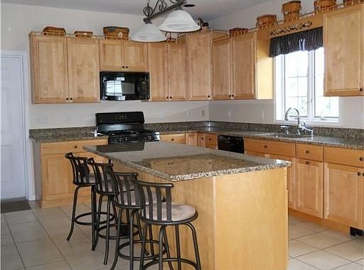 2nd image of 24 Wayland Way