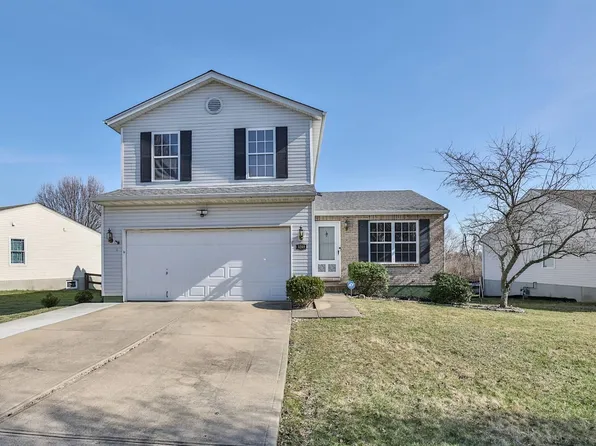 3209 Campaign Dr, Hebron, KY 41048