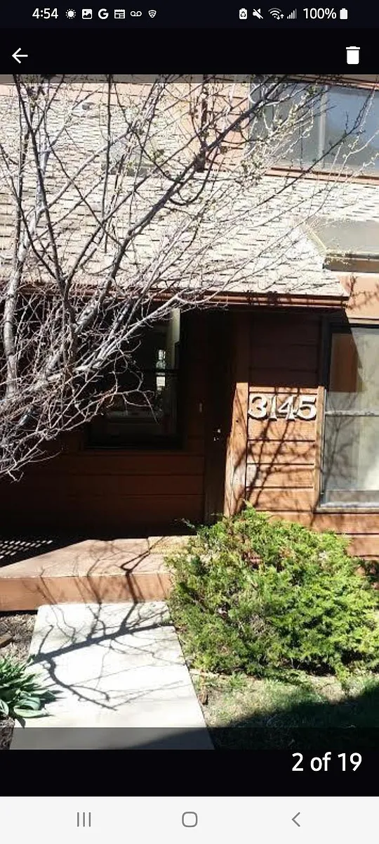 Building Photo - 3145 Bell Dr