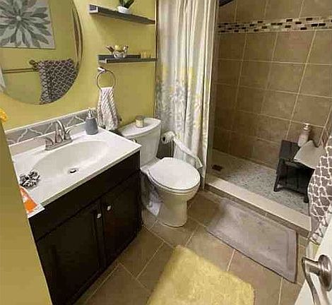 1st image of 1624 Grason Ln
