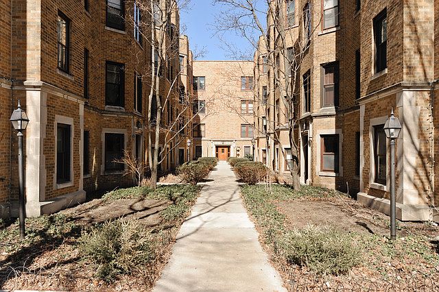1st image of 1216 W Jarvis Ave APT 2N