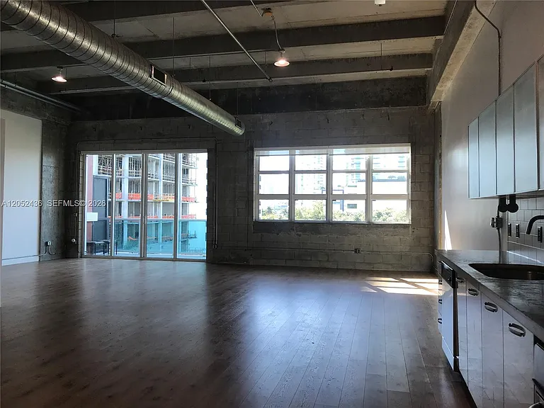 1749 NE Miami Ct #413 — Photo 6