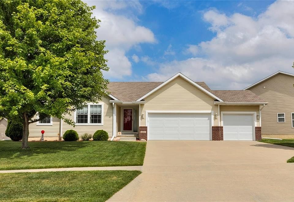 1st image of 1465 SE Sagewood Cir