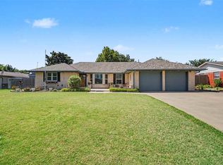 2804 NW Tomlin Pl, Lawton, OK 73505