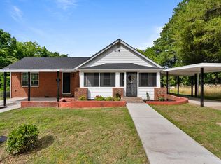 1613 Kendall Dr, Fayetteville, NC 28301
