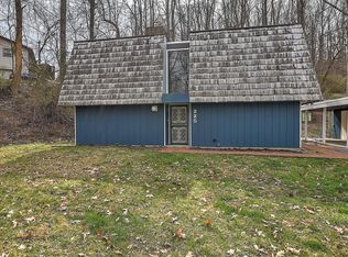 225 Grove Park Dr, Bristol, TN 37620