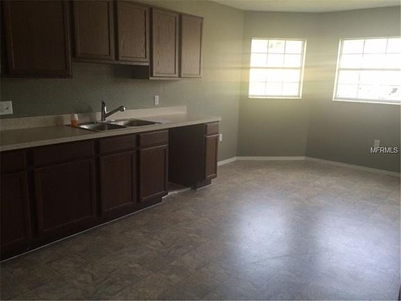 4th image of 6908 Heatherbrook Dr