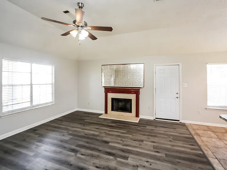 7714 Spring Morning Ct — Photo 3