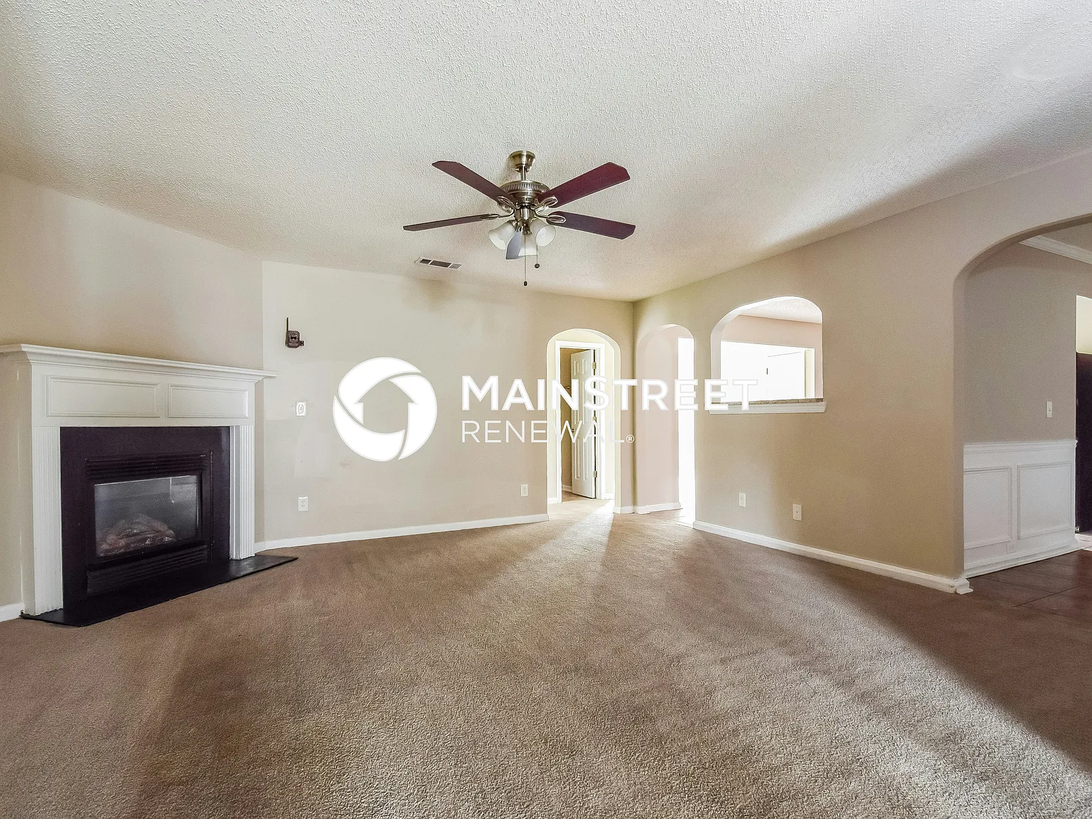 5861 San Gabriel Ln — Photo 2