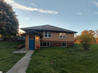 17792 22 Mile Rd, Tustin, MI 49688