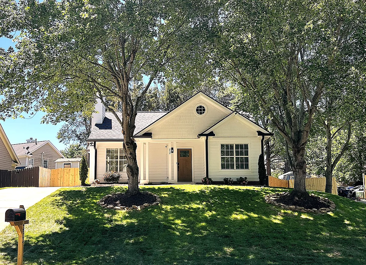Building Photo - 232 Cedarcroft Dr