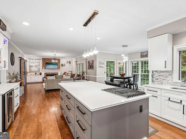 3302 Greencastle Way NE — Photo 18