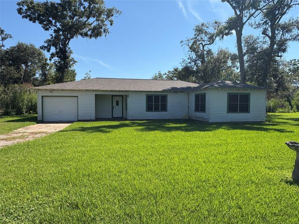 3922 County Road 704