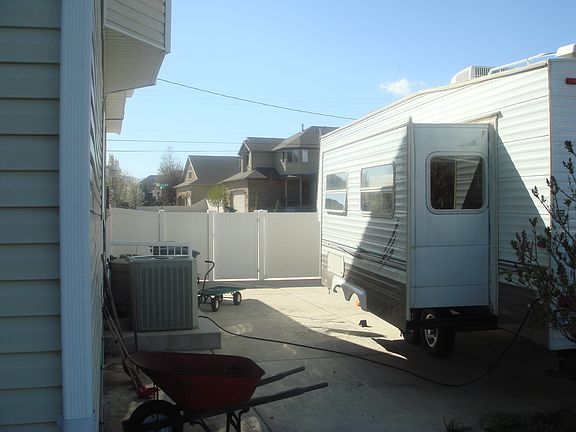 3rd image of 11313 S Lucas Ln