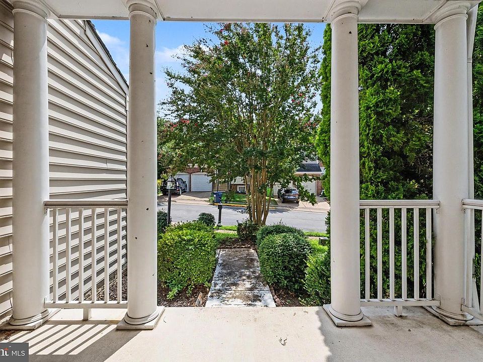 7660 Henry Knox Dr, Lorton, VA 22079 | MLS #VAFX2335986 | Zillow