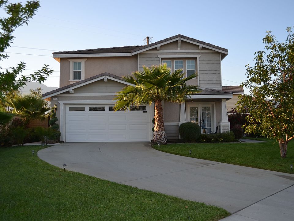 Southern facing front yard