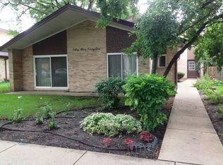 5961 N East Circle Ave APT 2B, Chicago, IL 60631