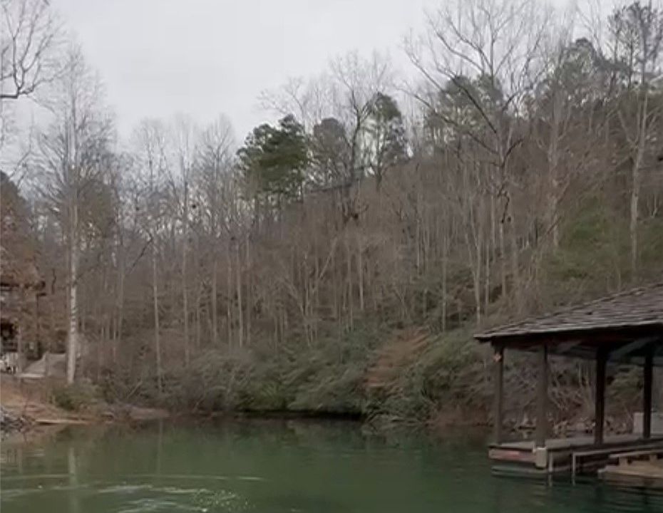 1st image of 126 River Ridge Rd
