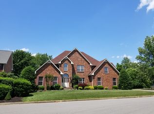 404 Bentbrook Dr, Clarksville, TN 37043