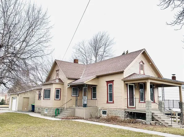 2420 Garfield Ave, Bay City, MI 48708