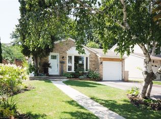 390 Driftwood Dr, Kitchener, ON N2N 1Y6