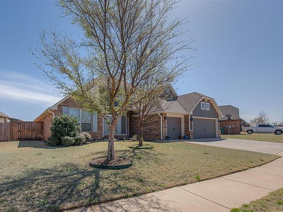 2nd image of 5716 Saint James Pl