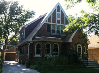 2635 N 68th St, Wauwatosa, WI 53213