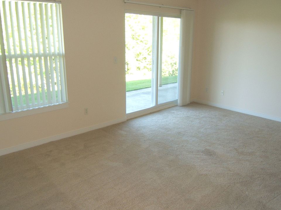 2nd image of 1335 SW 66th Ave APT 212