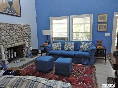 5th image of 265 Ryder Farm Ln