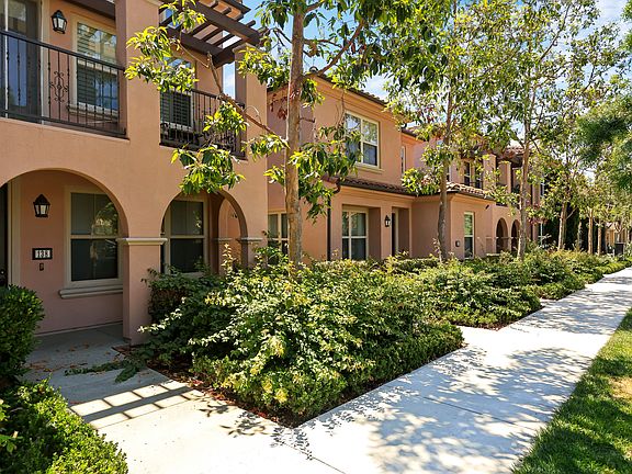 2nd image of 138 Coralwood