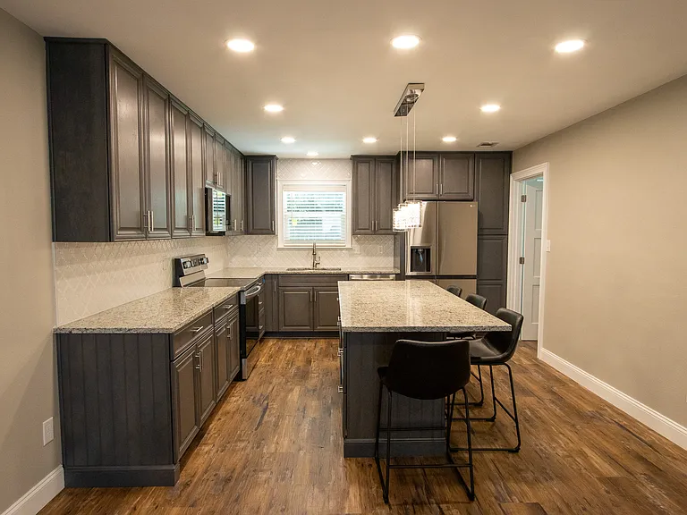 91 Faron Cir — Photo 6
