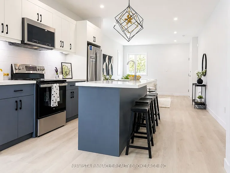 1208 Fanshawe Park Rd E #3 — Photo 9