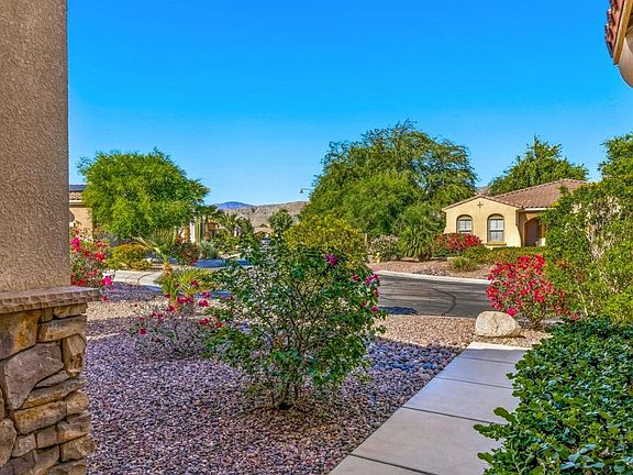 3rd image of 39409 Camino Manena