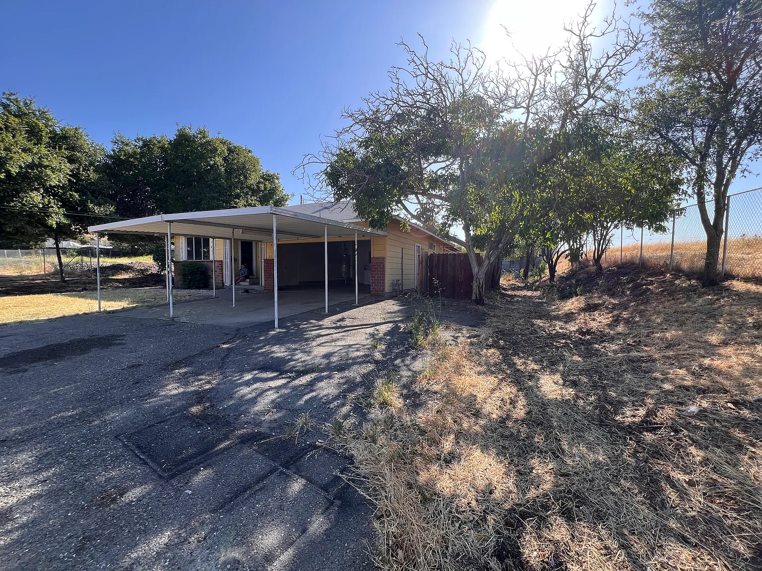 83 Wharf Dr photo 1