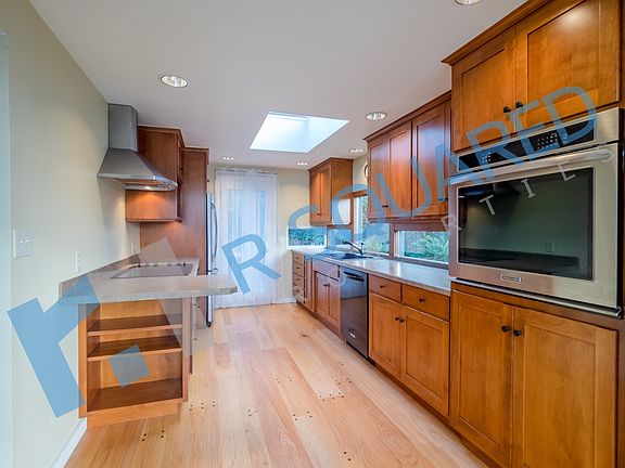 5th image of 108 92nd Ave NE