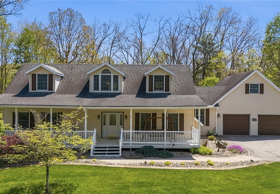 1st image of 40 Whitetail Dr